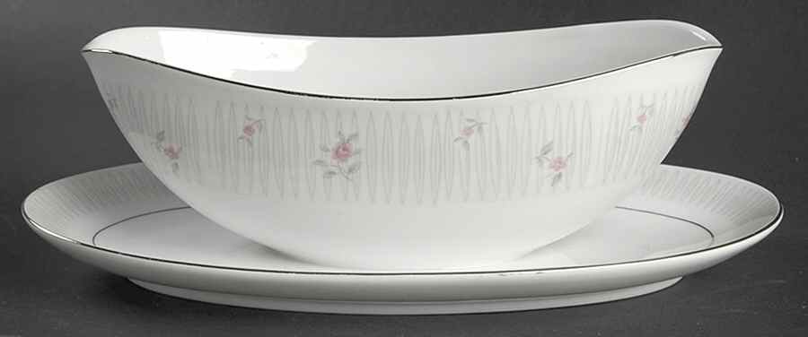 Amy Gravy Boat with Attached Underplate by Mikasa-1