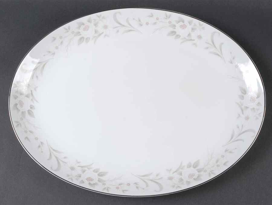 Annette 16" Oval Serving Platter by Mikasa-1