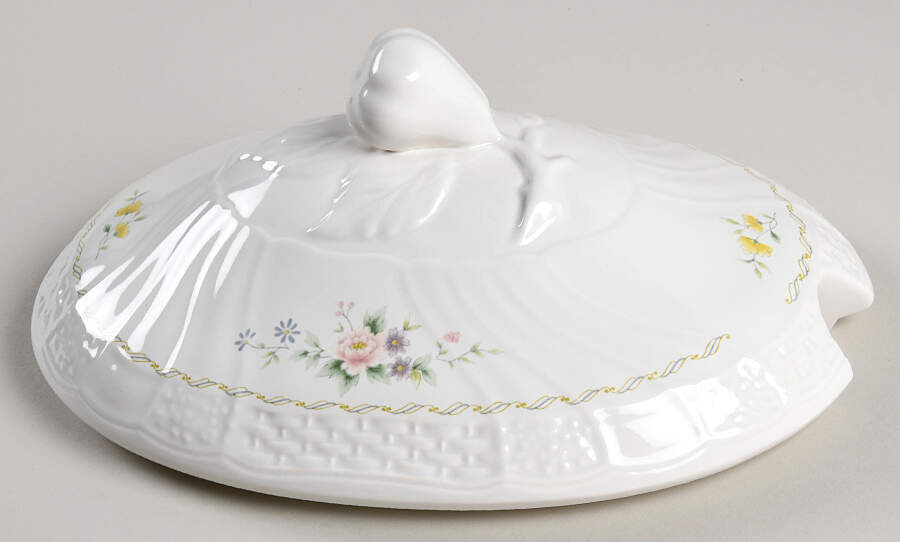 Antique Rose Lid for Oval Tureen by Mikasa-1