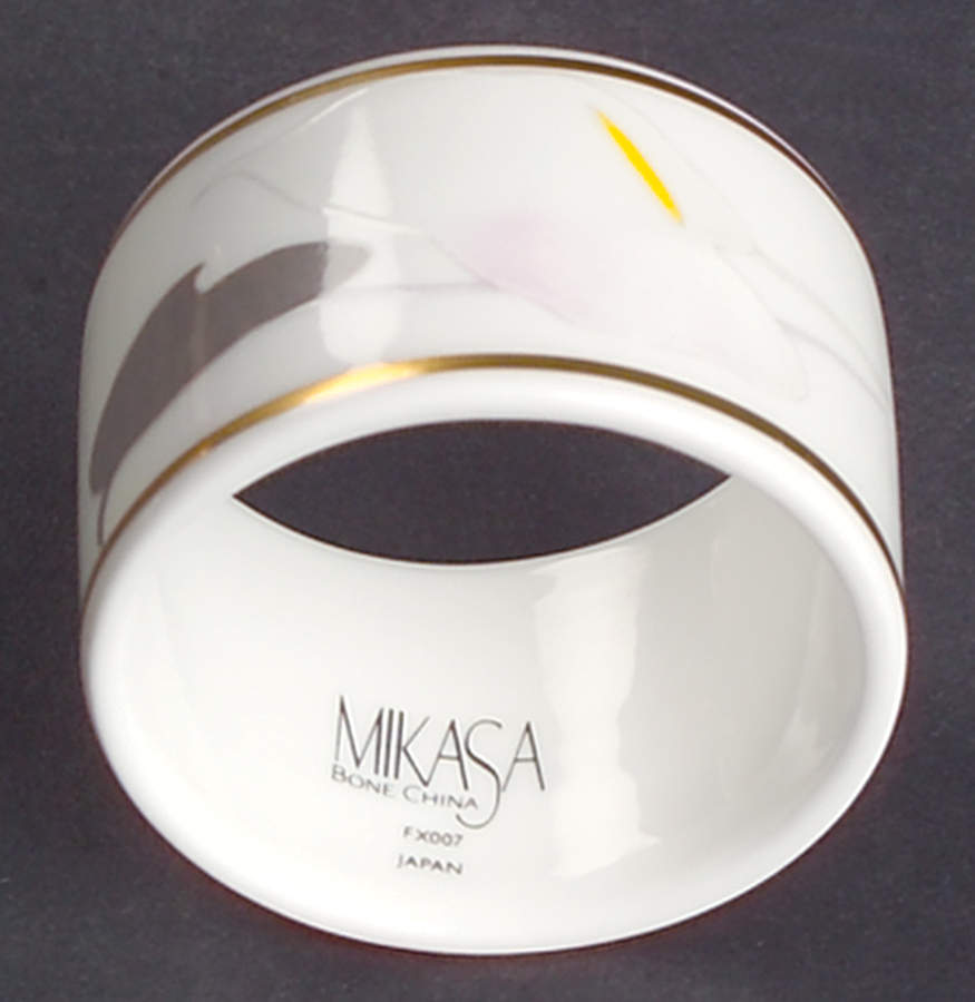 Anthurium Napkin Ring by Mikasa-1