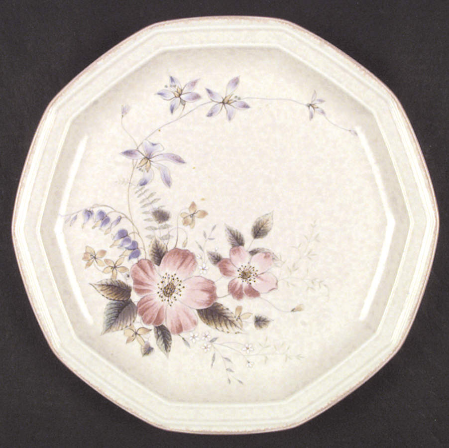 April Glory Dinner Plate by Mikasa-1