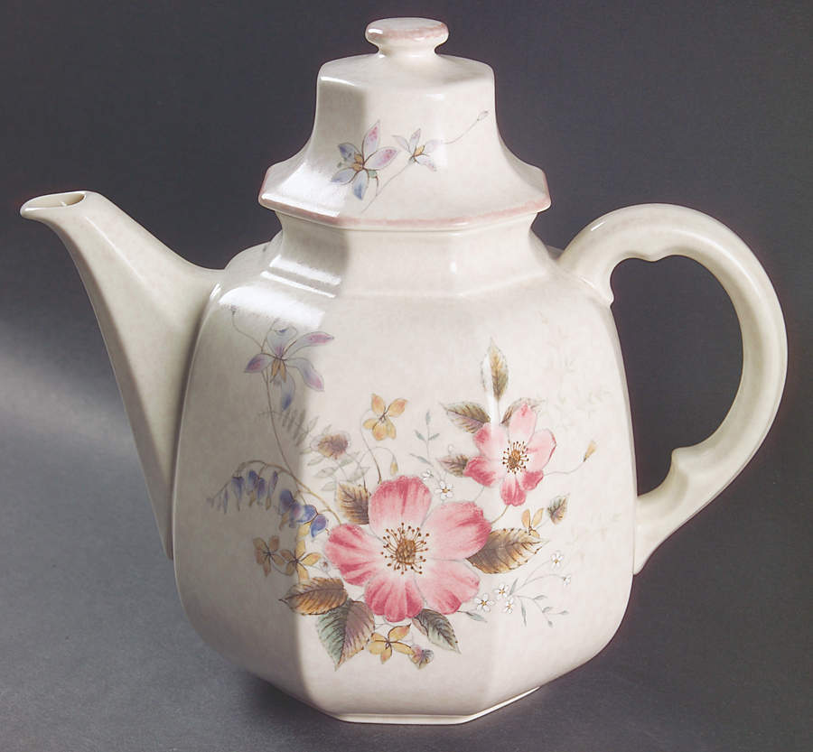 April Glory Coffee Pot & Lid by Mikasa-1