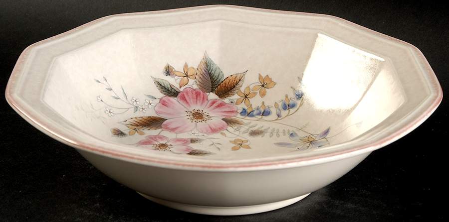 April Glory Rim Soup Bowl by Mikasa-1