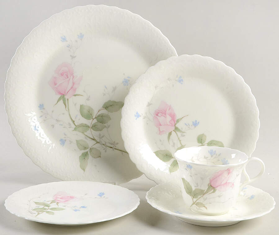 April Rose 40 Piece Estate Set by Mikasa-1
