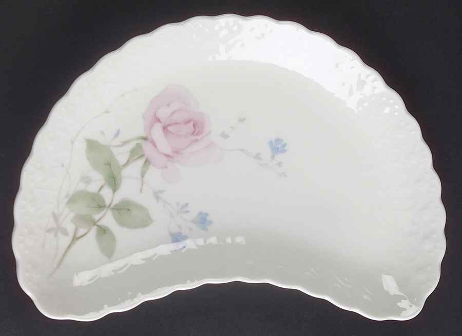 April Rose Crescent Salad Plate by Mikasa-1