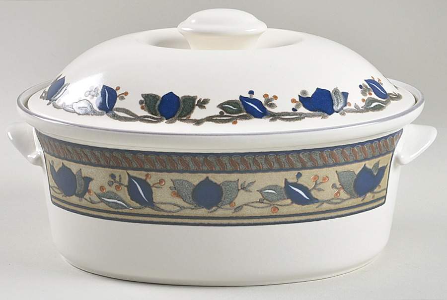 Arabella 1.5 Quart Oval Covered Casserole by Mikasa-1