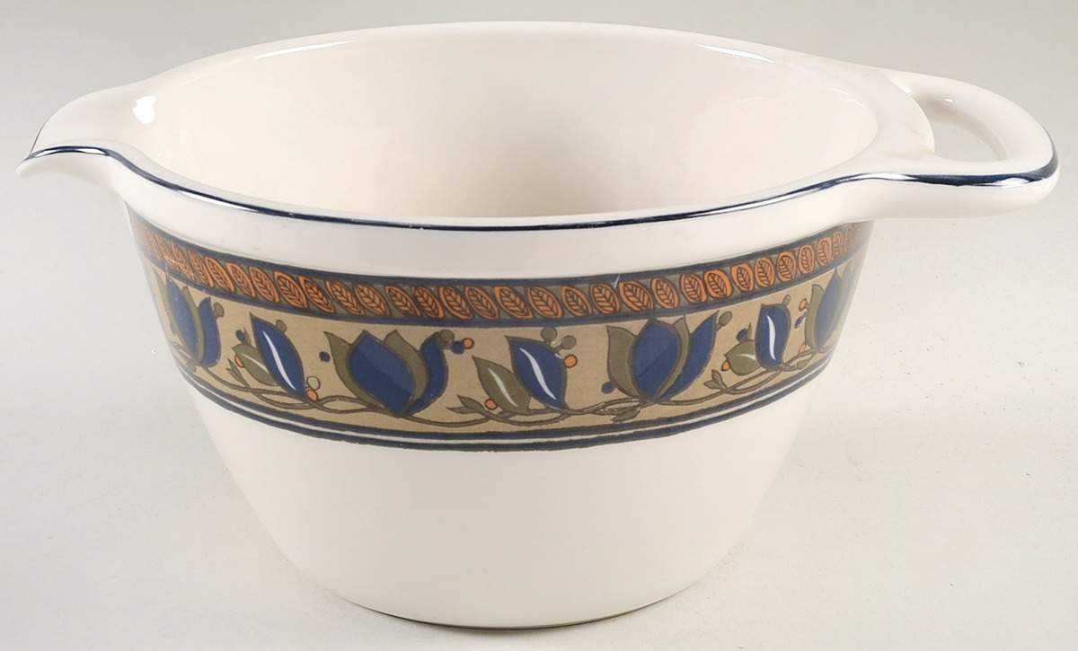 Arabella Batter Bowl by Mikasa-1
