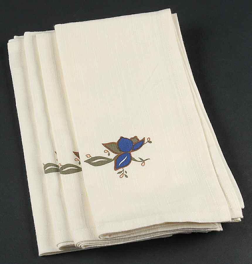Arabella Cloth Napkin by Mikasa-1