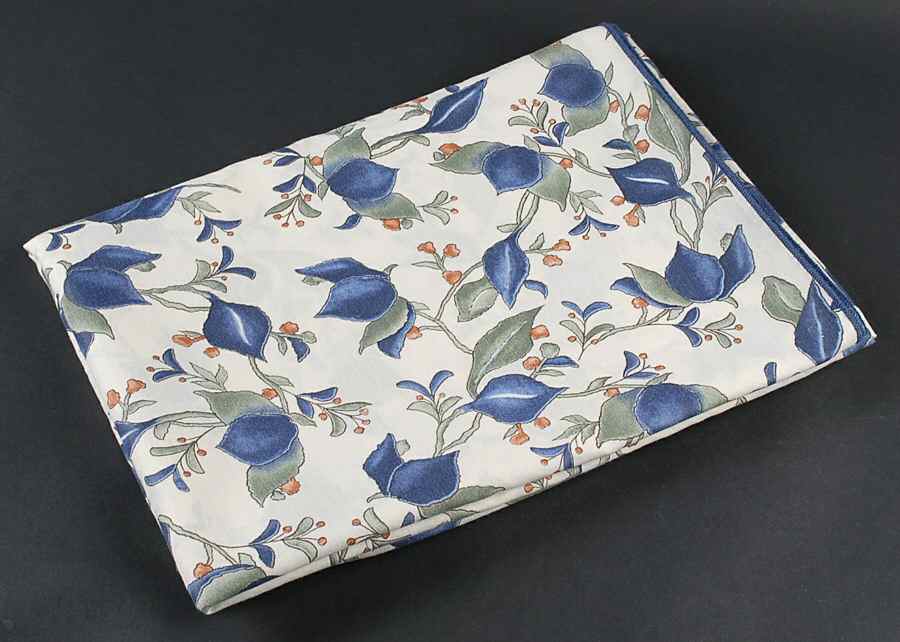 Arabella 60" x 83" Rectangular Tablecloth by Mikasa-1