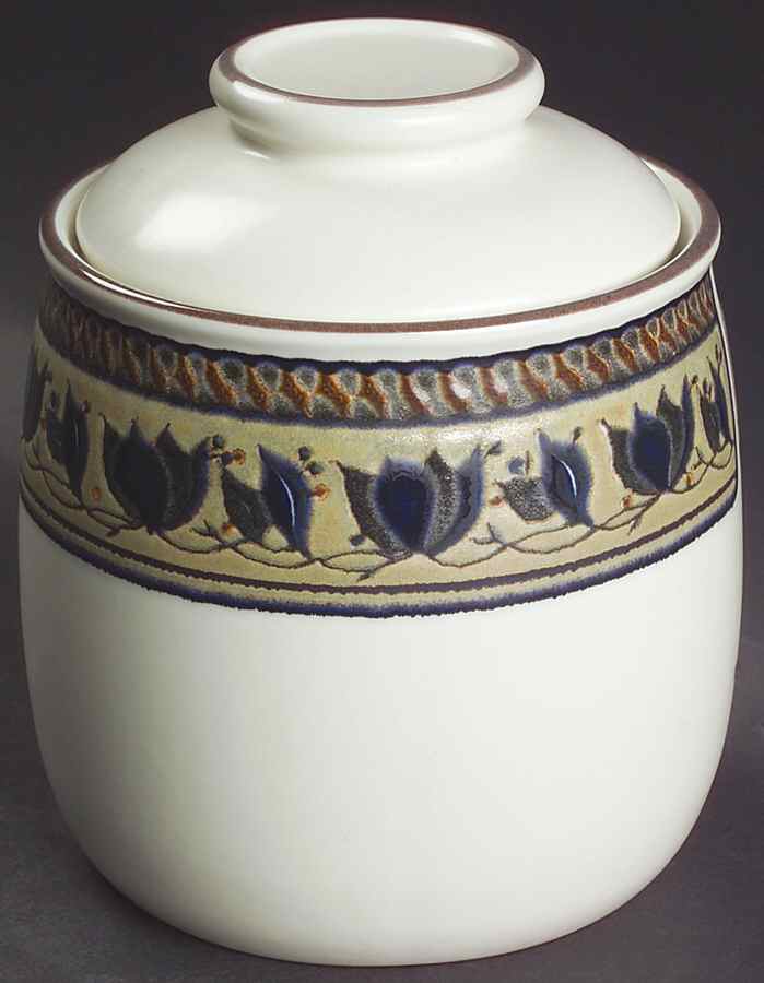 Arabella Medium Canister & Lid by Mikasa-1