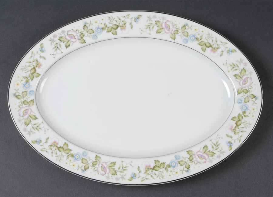 Arpege 14" Oval Serving Platter by Mikasa-1