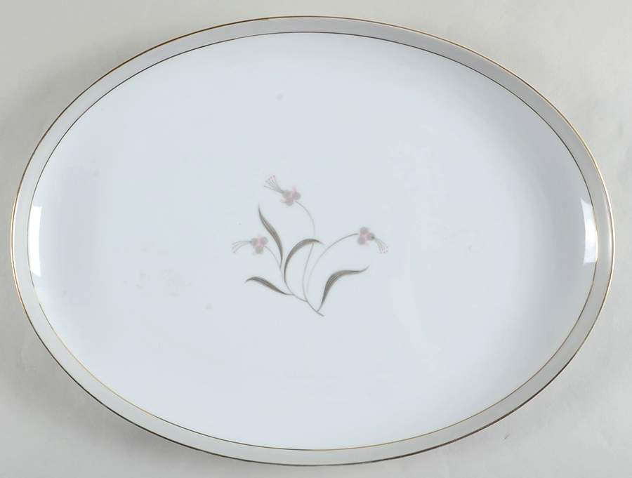 Audrey 16" Oval Serving Platter by Mikasa-1