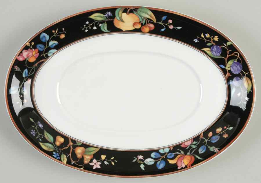 Autumn Elegance Underplate for Gravy Boat by Mikasa-1
