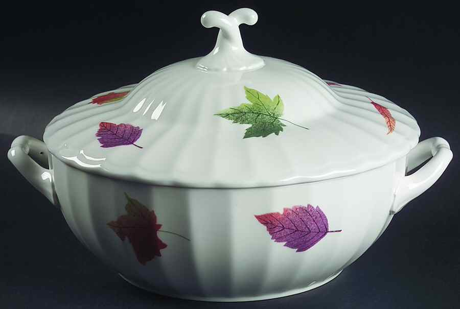 Autumn Revue 2 Qt Round Covered Casserole by Mikasa-1