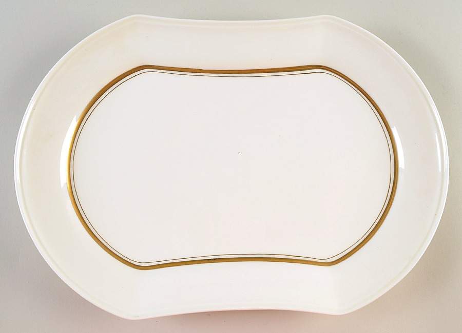 Avantique 14" Oval Serving Platter by Mikasa-1