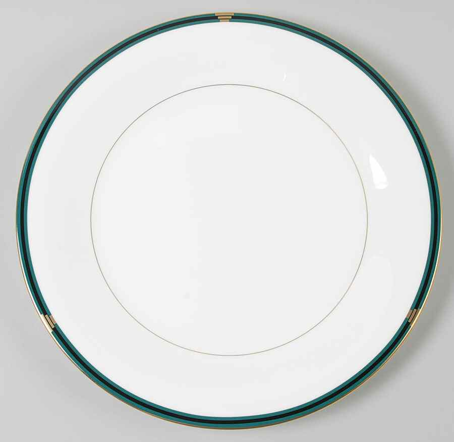 Avantique 12" Chop Plate (Round Platter) by Mikasa-1