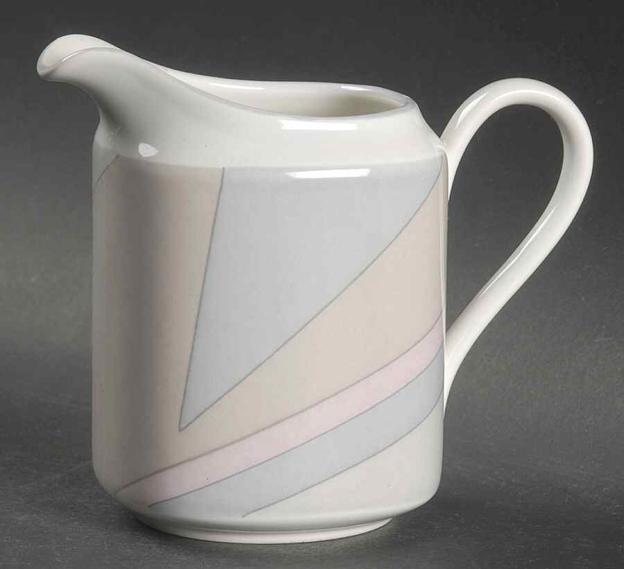 Axis Creamer by Mikasa-1
