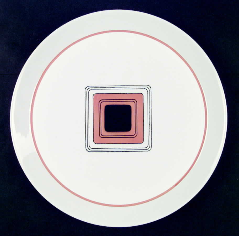 Axiom Dinner Plate by Mikasa-1