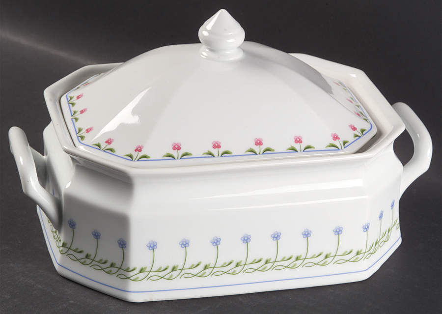 Bali Hai 2 Quart Oval Covered Casserole by Mikasa-1