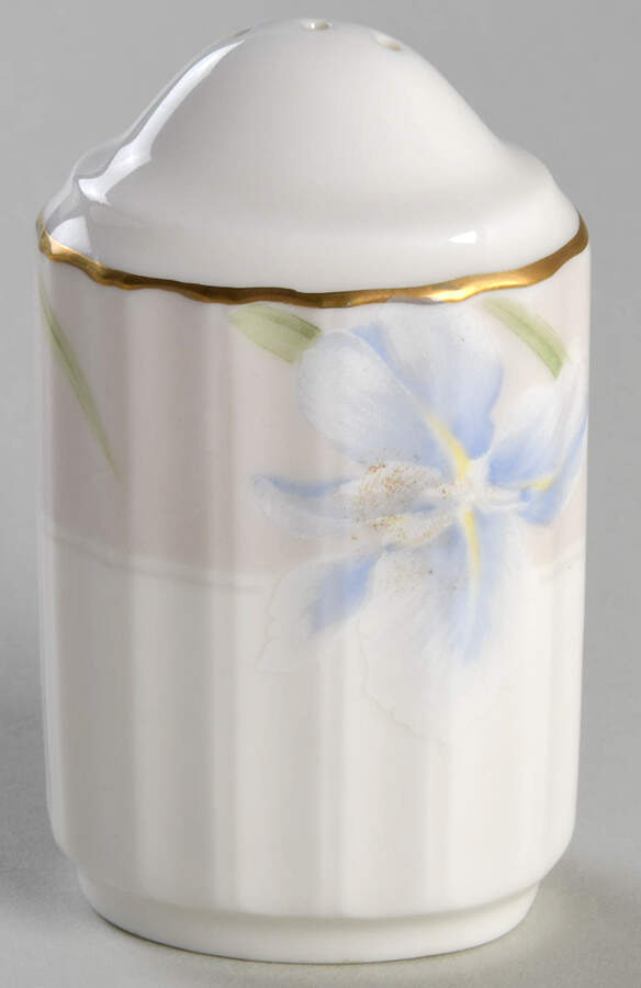 Ballantyne Pepper Shaker by Mikasa-1