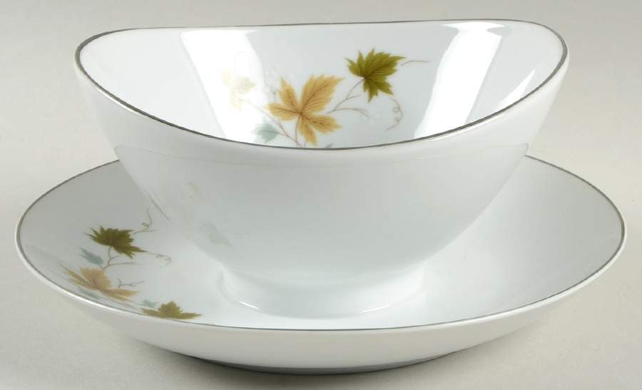 Ballad Gravy Boat with Attached Underplate by Mikasa-1
