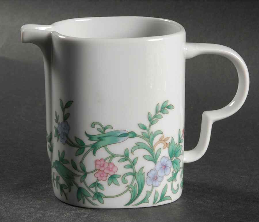 Barcelona Creamer by Mikasa-1