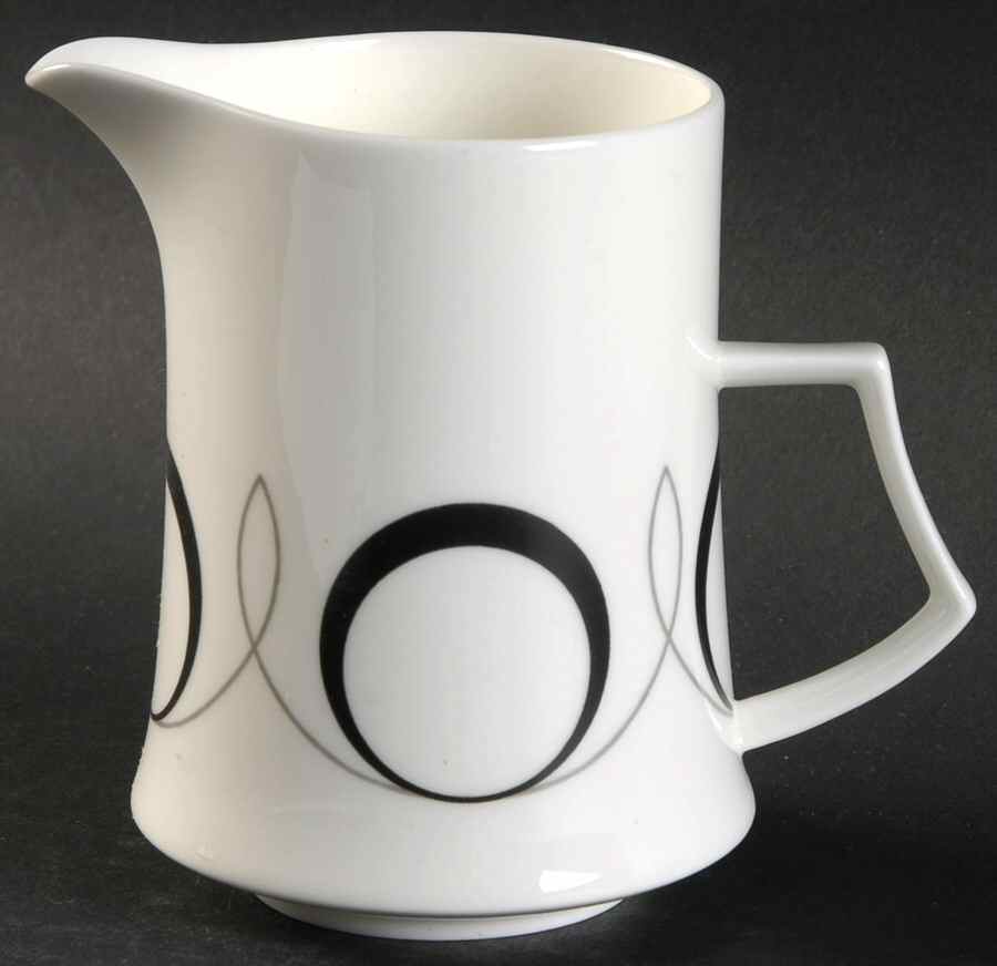 Basonge Creamer by Mikasa-1