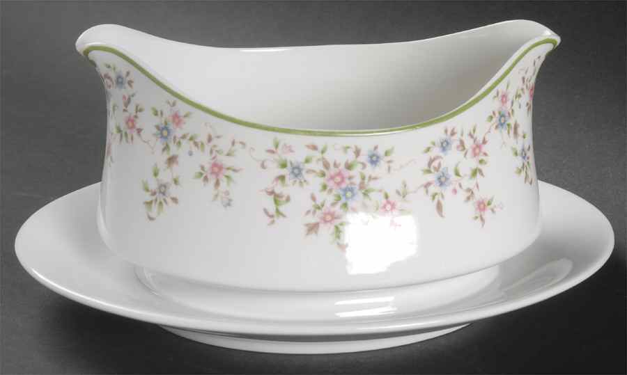 Beaumont Gravy Boat with Attached Underplate by Mikasa-1