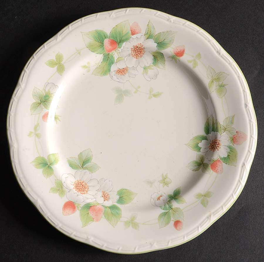 Berry Bloom Salad Plate by Mikasa-1