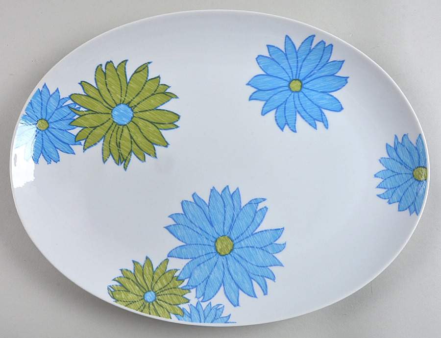 Beau Bounty 14" Oval Serving Platter by Mikasa-1