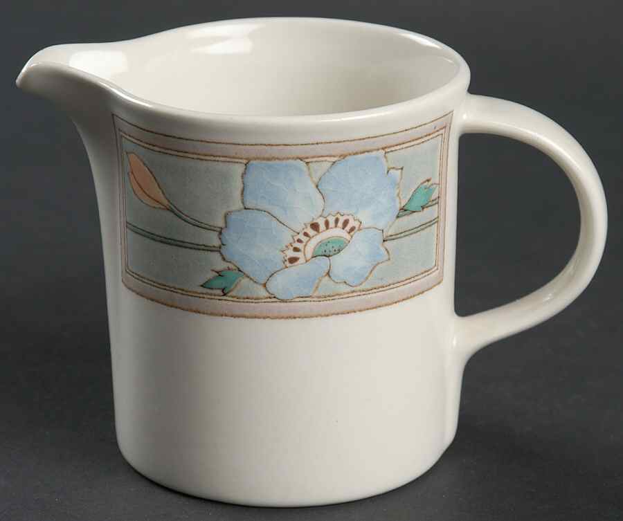 Bella Flora Creamer by Mikasa-1