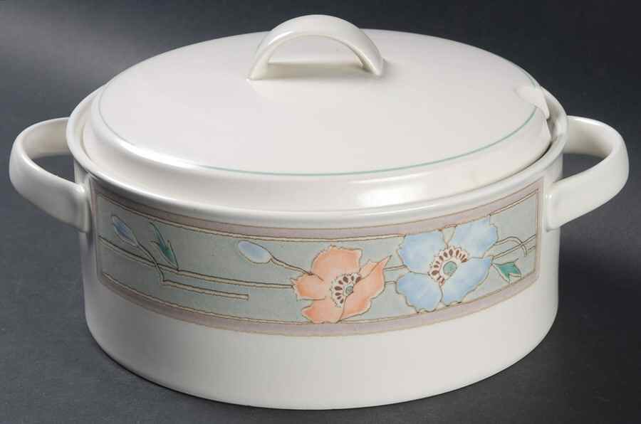 Bella Flora Tureen &  Lid by Mikasa-1