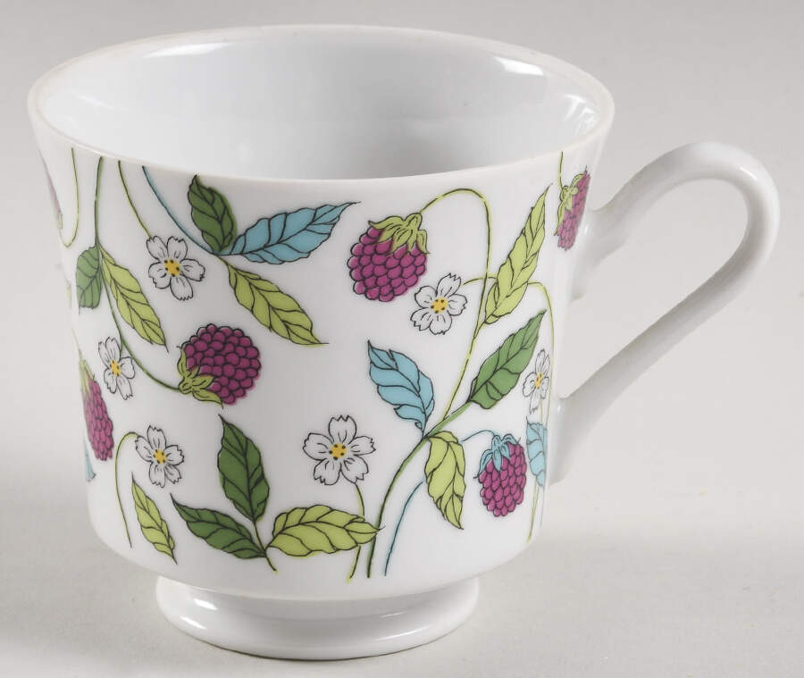 Berry Heaven Footed Cup by Mikasa-1