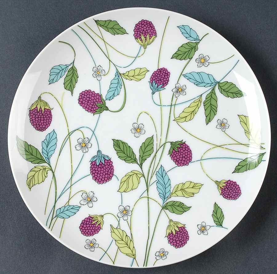Berry Heaven Salad Plate by Mikasa-1