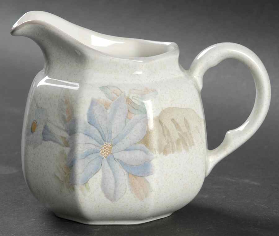 Bellemeade Creamer by Mikasa-1
