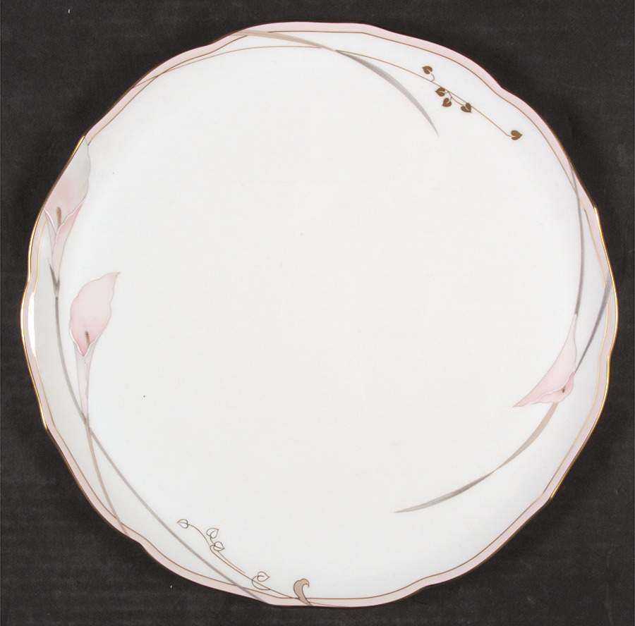 Bellamy Cake Plate by Mikasa-1