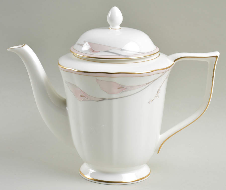 Bellamy Coffee Pot & Lid by Mikasa-1