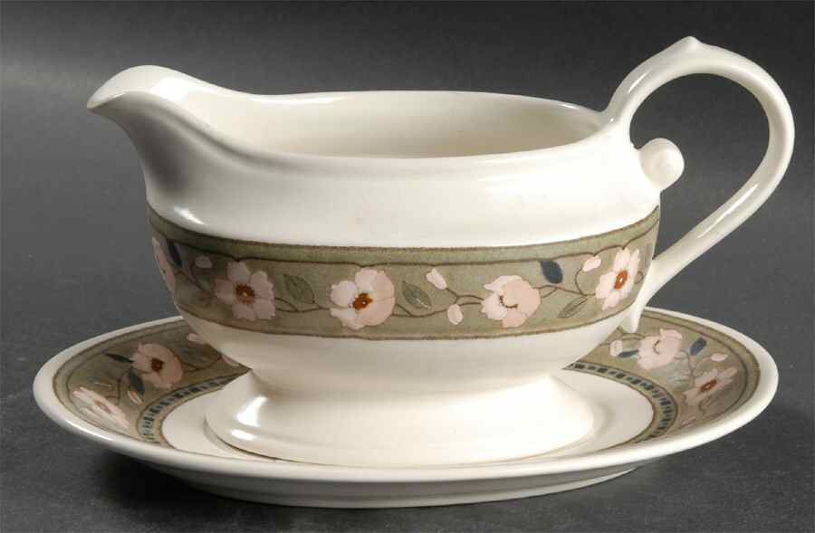 Belmont Gravy Boat & Underplate by Mikasa-1