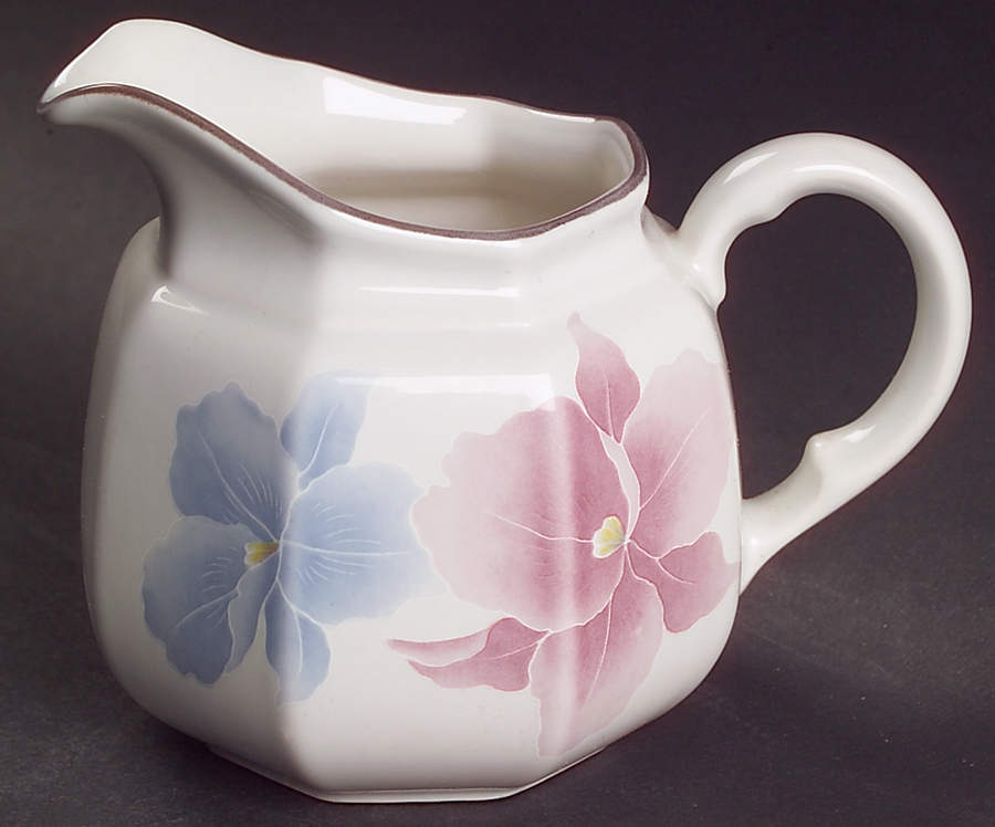 Beau Monde Creamer by Mikasa-1