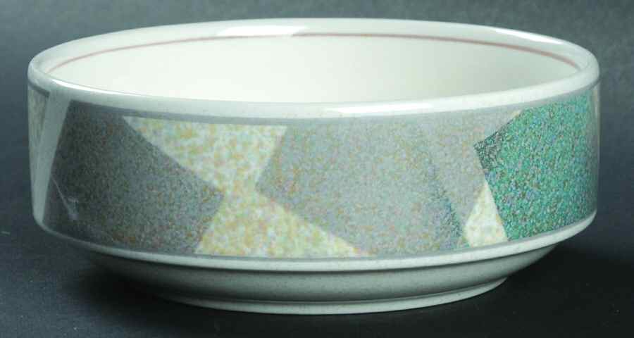 Bermuda (Intaglio Line) Fruit/Dessert (Sauce) Bowl by Mikasa-1