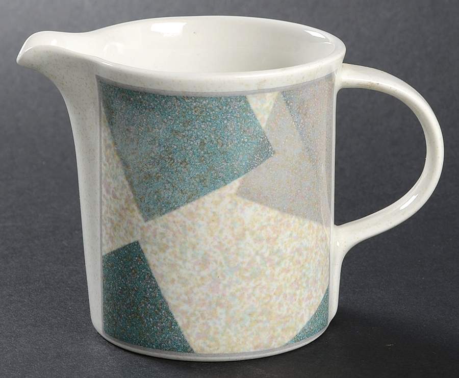 Bermuda (Intaglio Line) Creamer by Mikasa-1