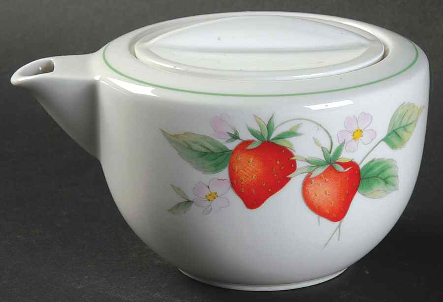 Berries Three Creamer & Lid by Mikasa-1