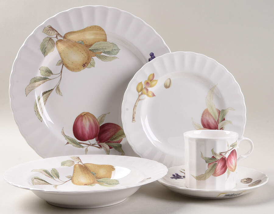 Belle Terre 40 Piece Estate Set by Mikasa-1