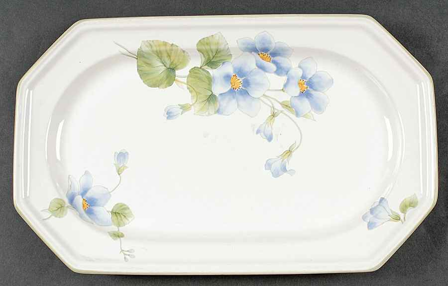 Blue Bell 14" Oval Serving Platter by Mikasa-1