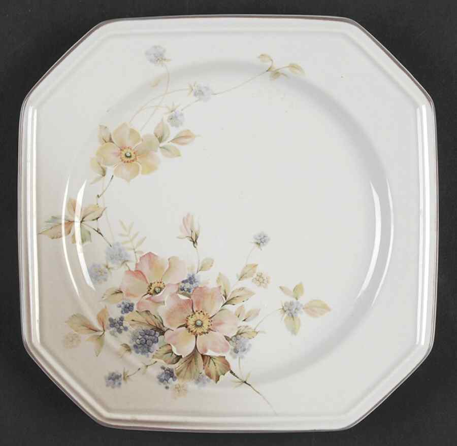 Black Berries Bread & Butter Plate by Mikasa-1
