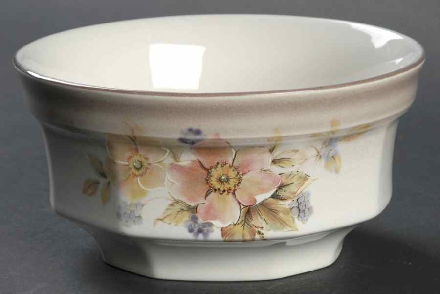 Black Berries Fruit/Dessert (Sauce) Bowl by Mikasa-1