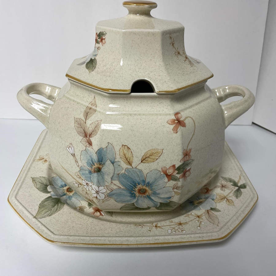 Blue Clematis Tureen &  Lid by Mikasa-1
