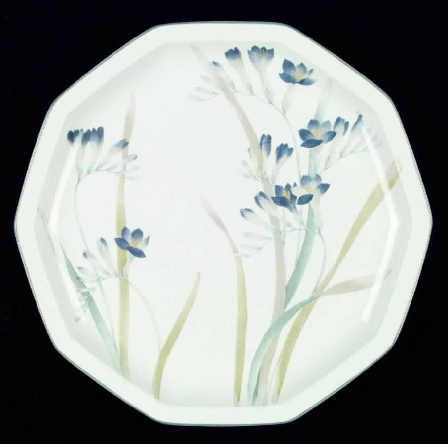 Blue Freesia Dinner Plate by Mikasa-1