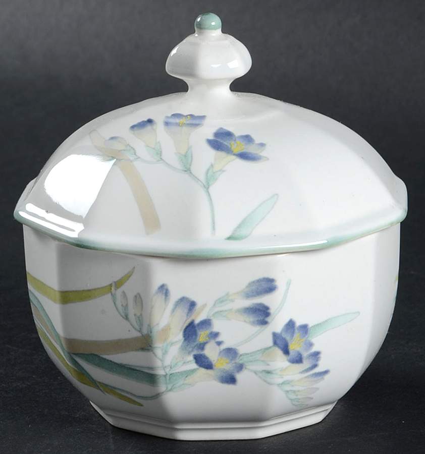 Blue Freesia Sugar Bowl & Lid by Mikasa-1