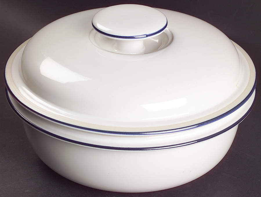 Blue Glow 2.5 Qt Round Covered Casserole by Mikasa-1